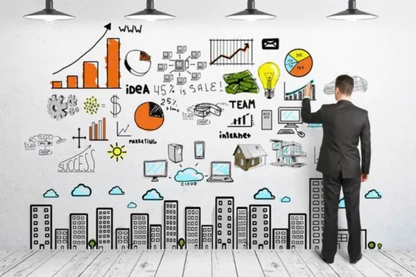 Hình ảnh một người đang phân tích dữ liệu Esports để đặt cược